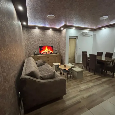 Apartament Dp Lux *
