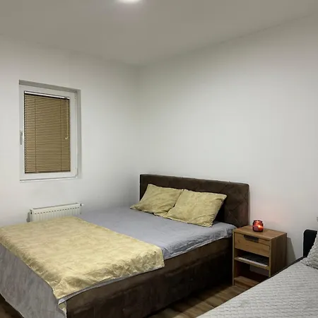 Dp Lux Obrenovac,sa Parkingom Apartment