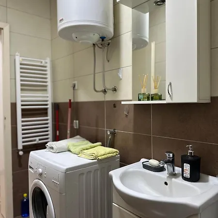 Dp Lux Obrenovac,sa Parkingom * Obrenovac (Belgrade)